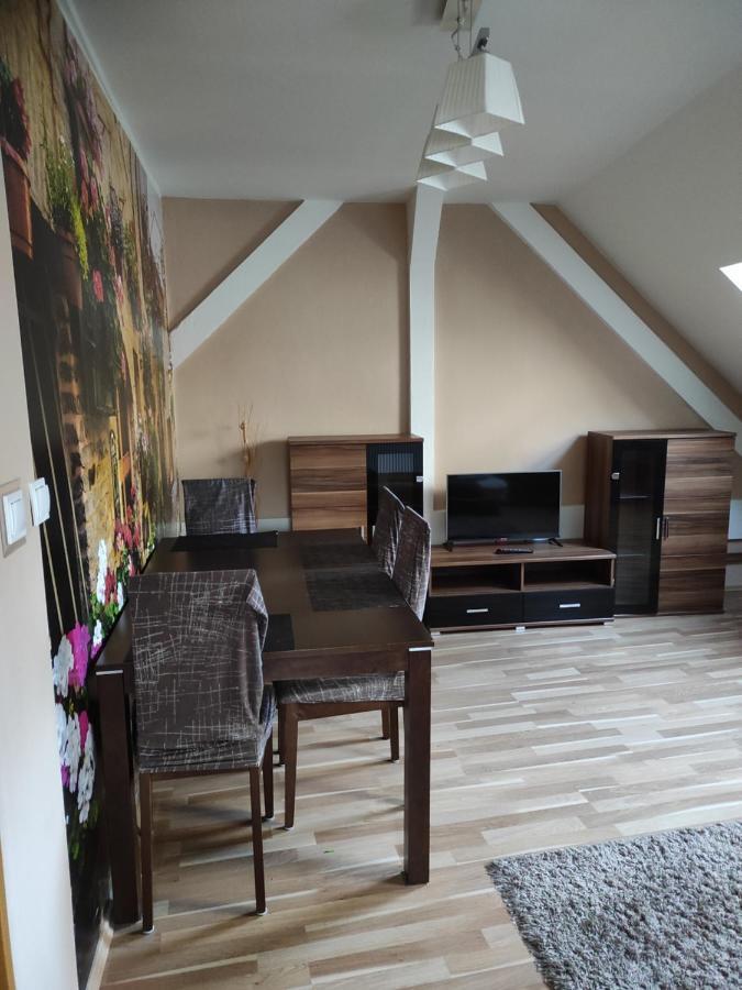 Apartmany Greg เชสเกบูดิเยโจวิตเซ ภายนอก รูปภาพ